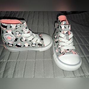 Converse baby shoes